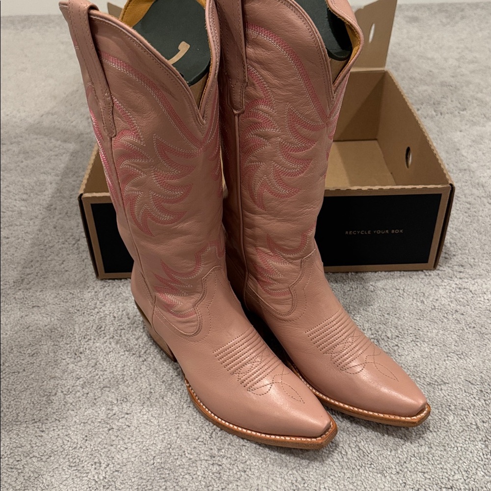 Tecovas The Annie Boots in Misty Rose - Picture 2 of 6
